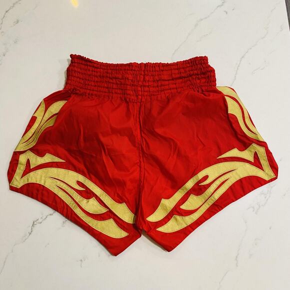 Twins Muay Thai Shorts Mens Large Red Gold Kickboxing Boxing Trunks Sean Canada - Picture 7 of 13